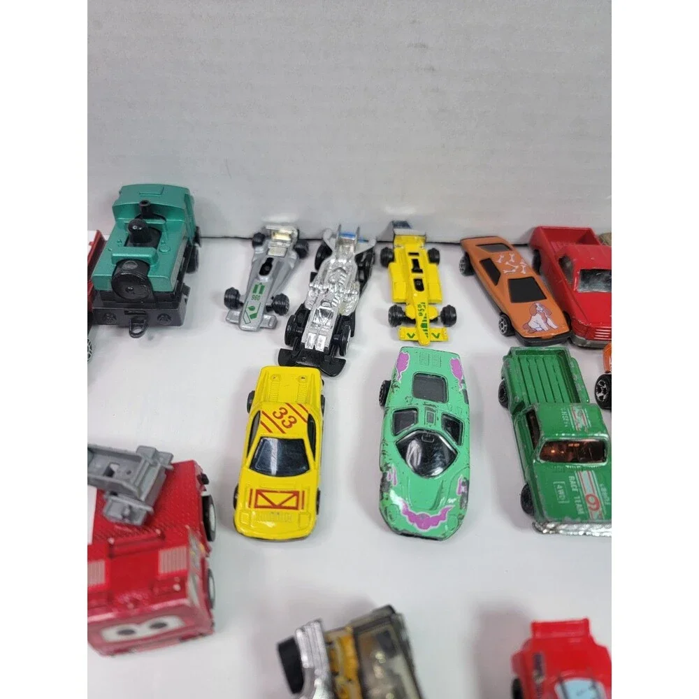 Mixed Lot 40+ Toy Cars Trucks Hot Wheels Matchbox McDonald’s Diecast w/ Carry...